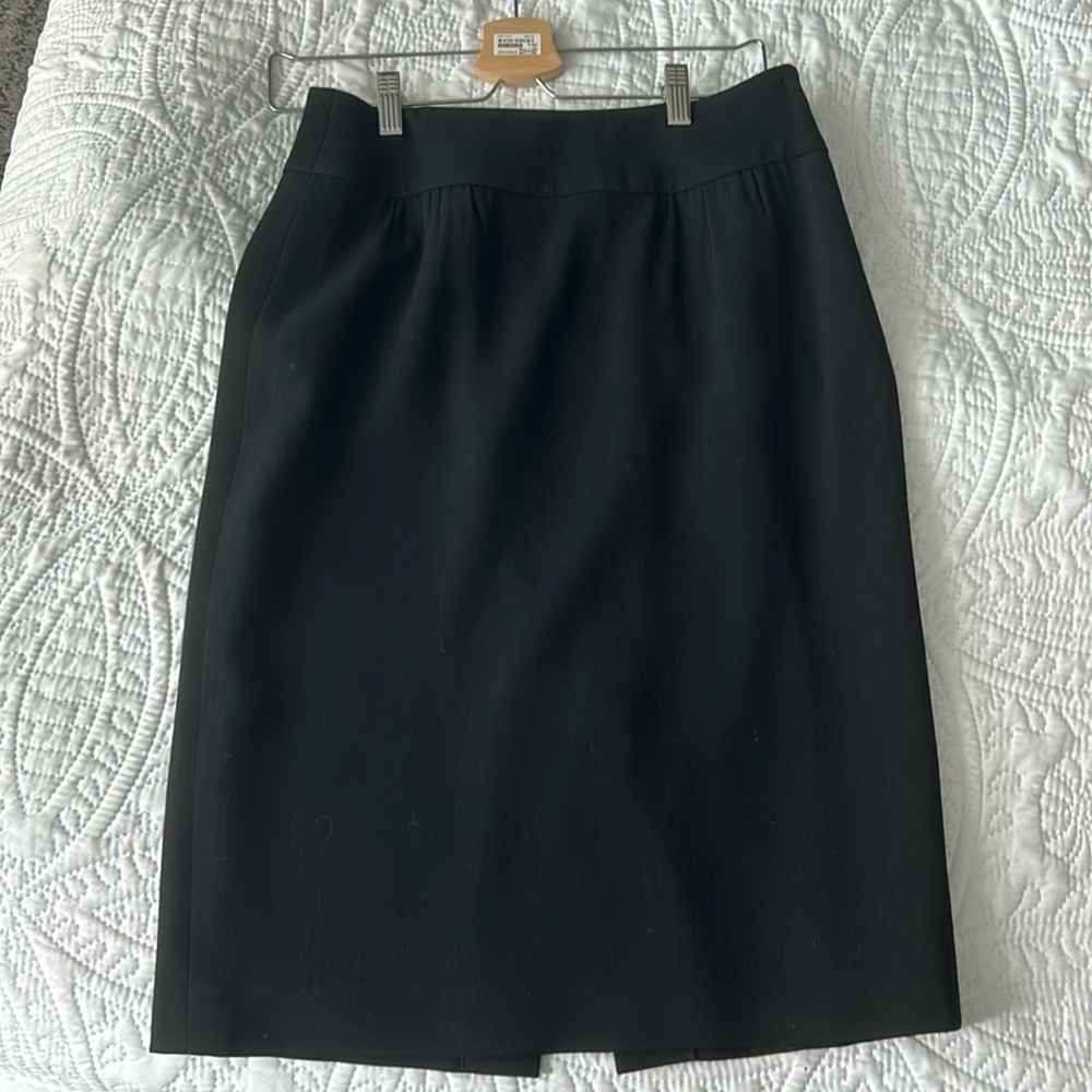 Max Mara black skirted, sz 10